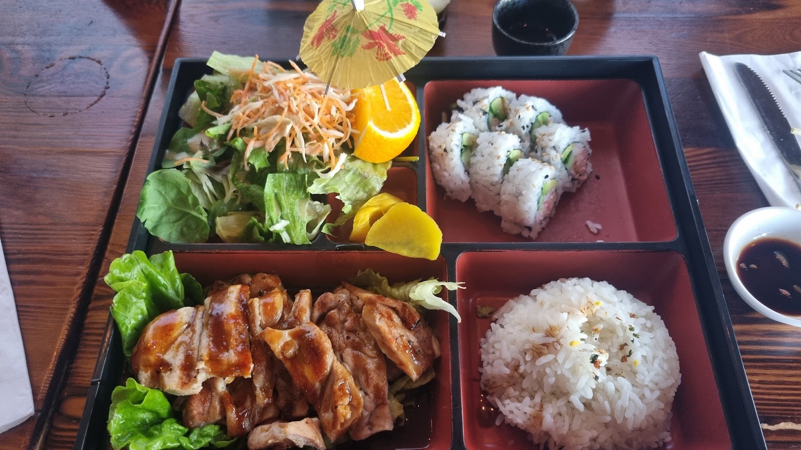 Ahi Ahi Sushi Bar and Grill