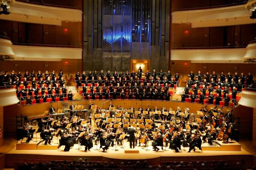 Pacific Symphony: Holiday Classics (Grieg's Piano Concerto)